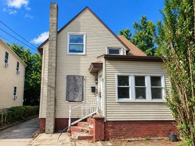 17 Rodman St