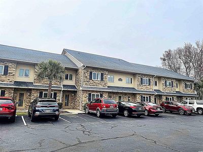 200 Double Eagle Dr. #D3