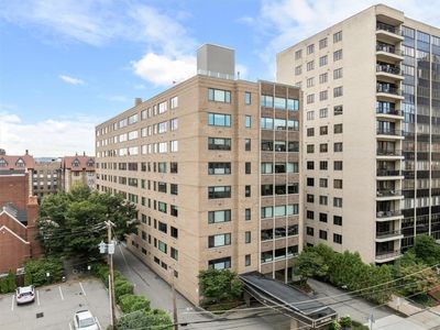 154 N Bellefield Ave APT 62