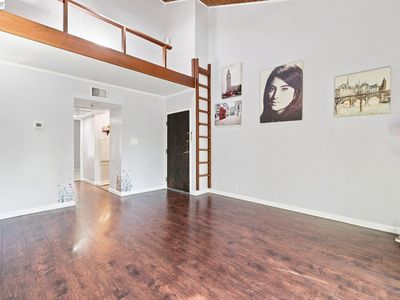 2716 Oak Rd APT 111
