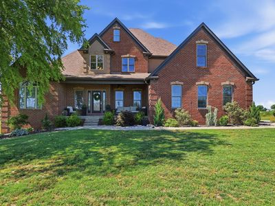 712 Stonebriar Ct