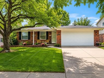 8407 Congress Dr