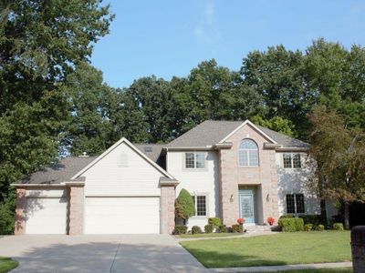 6006 Oak Hollow Ct