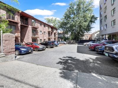353 Marshall St #3A