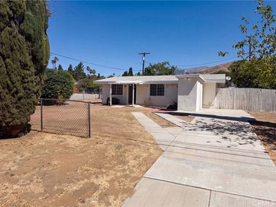 415 E Indian School Ln