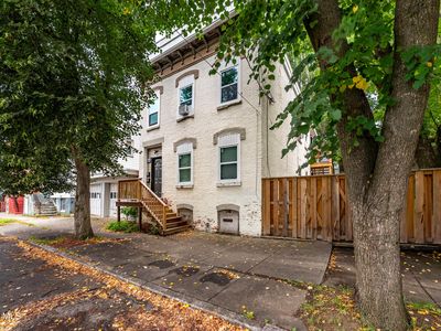326 9th Street