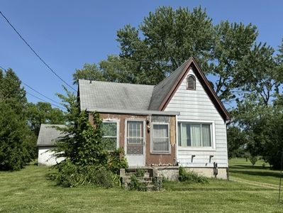 8934 Peters Pike