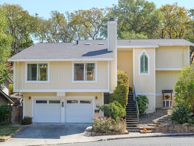 525 Malobar Drive