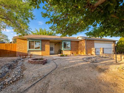 746 Cherokee Dr SW