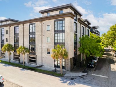 1 Cool Blow St APT 124