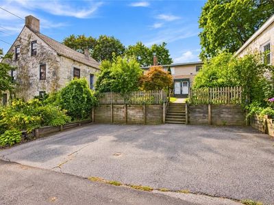 25 Stillwater Rd #3