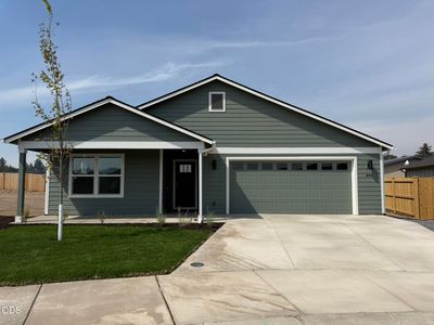680 NE Rickenbacker Rd #141
