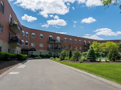 44 Loomis St APT 308A