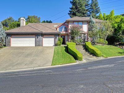 106 Woodview Ct