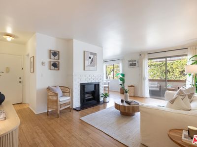 12030 Rochester Ave APT 209