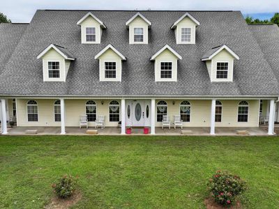 3144 Riverbend Rd