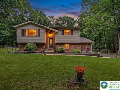 386 Upper Ridge Dr