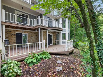 8169 Upper Bay Ln