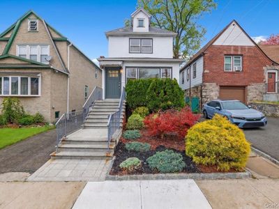 40 Crestmont Avenue