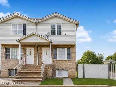 15 Gloria Ct