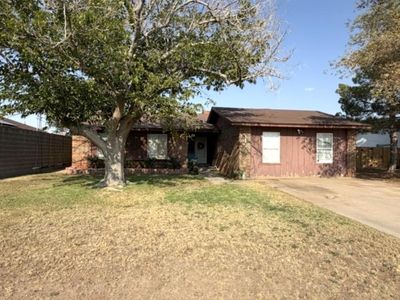 8630 Holiday Dr
