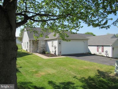 Property at 777 Blossom Hill Ln, Dallastown, PA