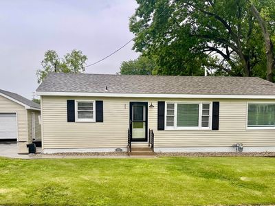 Property at 422 W Perry St, Pittsfield, IL