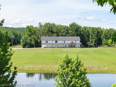 3200 Collum Ln W