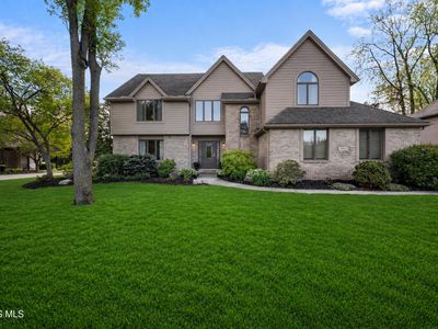 4652 Country Walk Ln