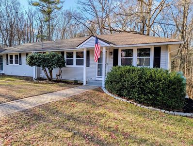 Property at 12 Debra Ln, Bellingham, MA