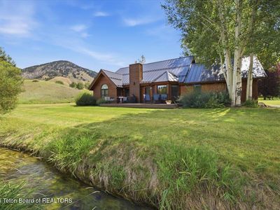 725 Palomino Dr