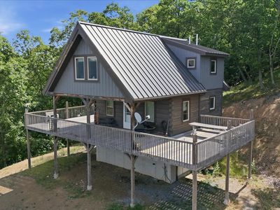 757 Brocket Dr