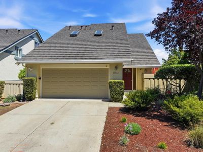 10112 Adelheid Ct