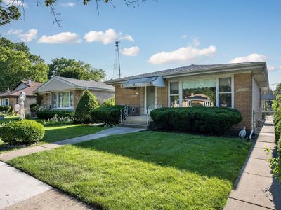 9420 Lawler Ave