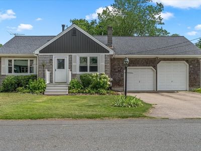 20 Mayflower Rd