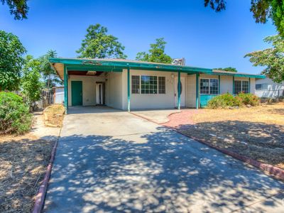 230 Sterling Rd