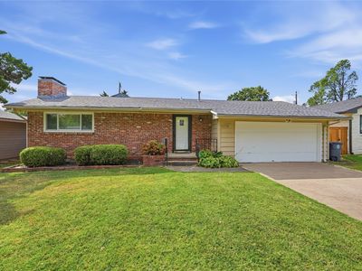 5732 E 25th Pl