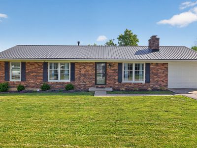 13 Lakeview Dr