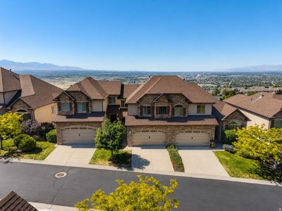 331 E Nechatel Dr
