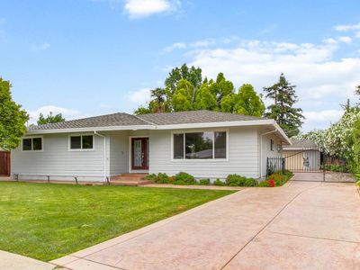 1540 Gregory Way