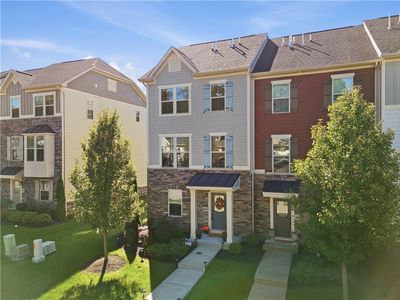 444 Fairmont Dr