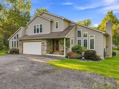 360 Tonawanda Creek Rd