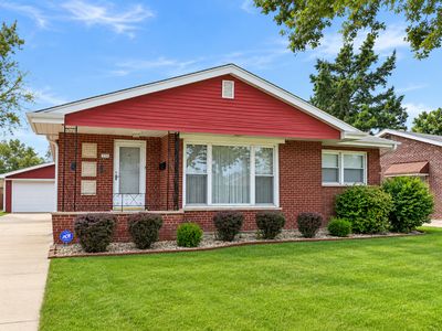 Property at 174 Linden Ln, Chicago Heights, IL