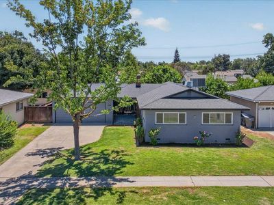 2302 E Fedora Ave