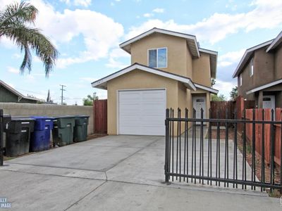 1417 Oregon St