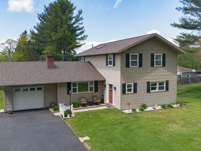582 E New Lenox Rd