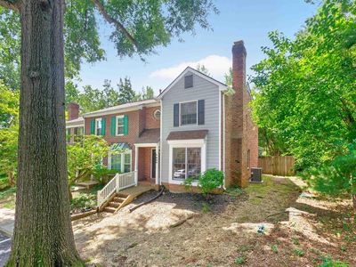 936 Huntwood Ln