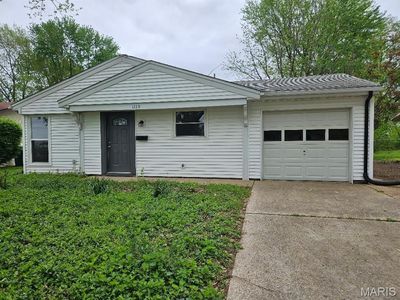 1110 Saint Clement Dr