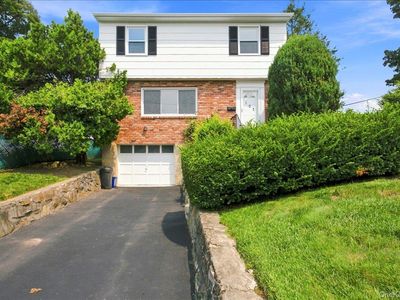Property at 107 Lakeview Avenue, Scarsdale, NY