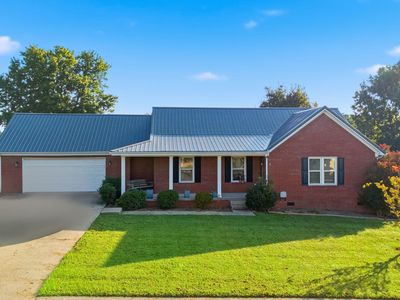 516 Chaucer Dr
